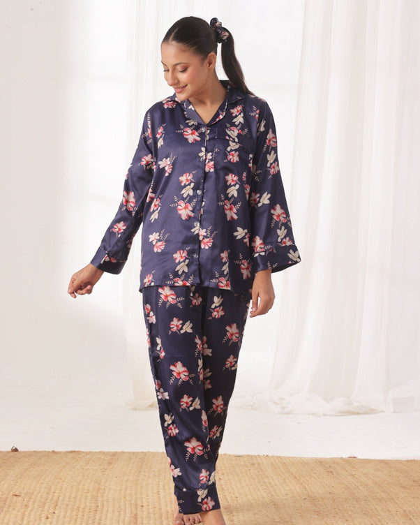 Sajiero Silk Pajama Suit with Scrunchie - Blue Blush