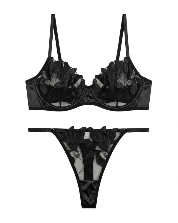 Sajiero Non Padded Bra Set - Petal Luxe - Black