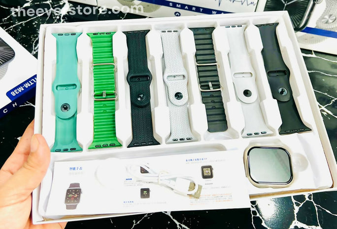 Crown S700 Series 10 Smart Watch with 7-in-1 Strap Bundle