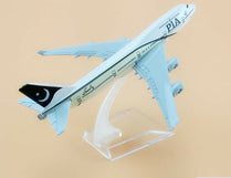 Airline Plane model Random design Airplane Commercial Random model