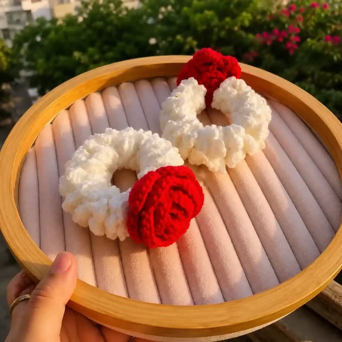 Handcrafted Crochet Gajra Rose Gajra