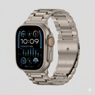 Ultra 3 Smartwatch 7-in-1 Set: Durable Stainless Steel Design, HD Display, Fitness Tracking & 7 Interchangeable Belts and chain walie