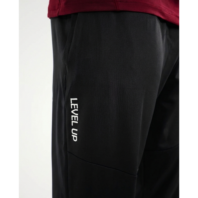 Auh LevelUp – Signature Fit Trousers-Black