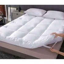 Mattress Toppers 4 Inch Thick White, Double Bed Soft, Machine Washable, Foldable and Portable, Noiseless Composition with Four Sided Anchor Corner Straps Size